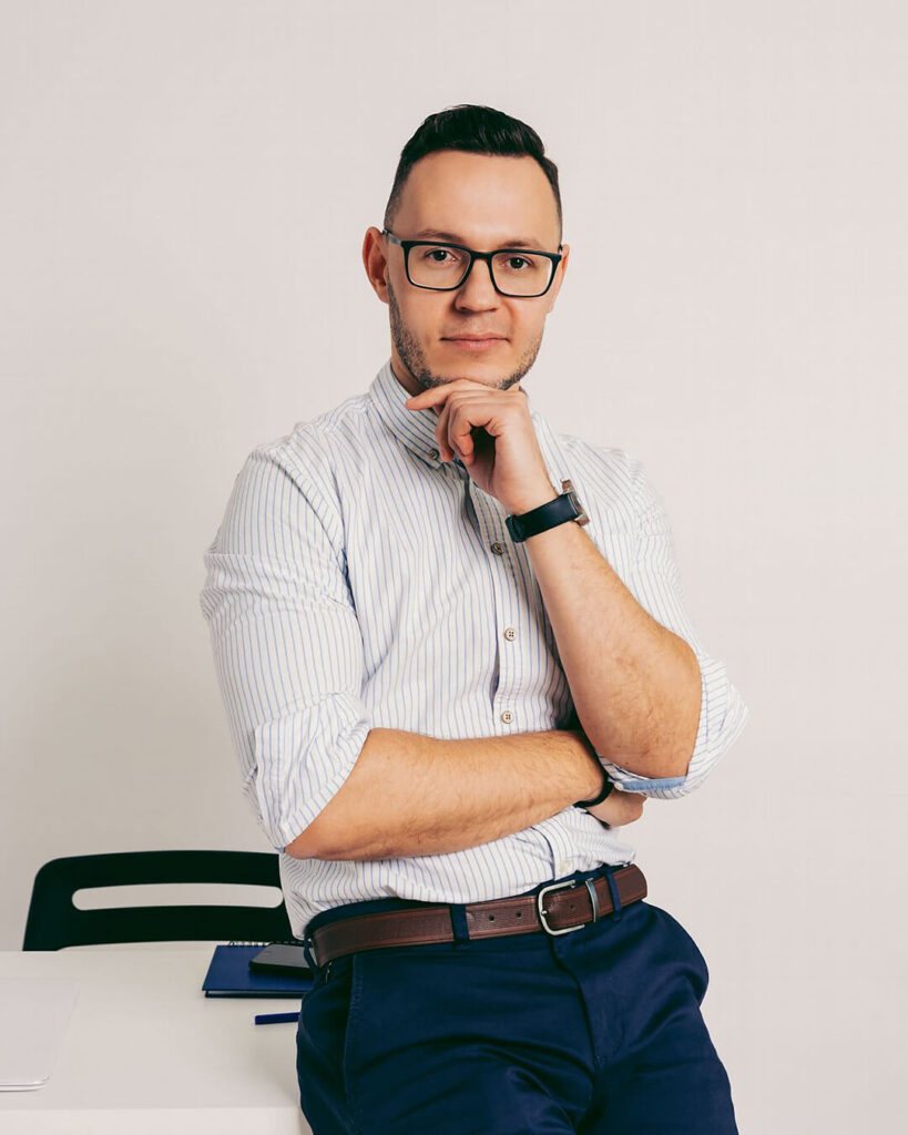 angielski bolesławiec, szkoła języka angielskiego w bolesławcu, premium english, dariusz głaz, pan od angielskiego